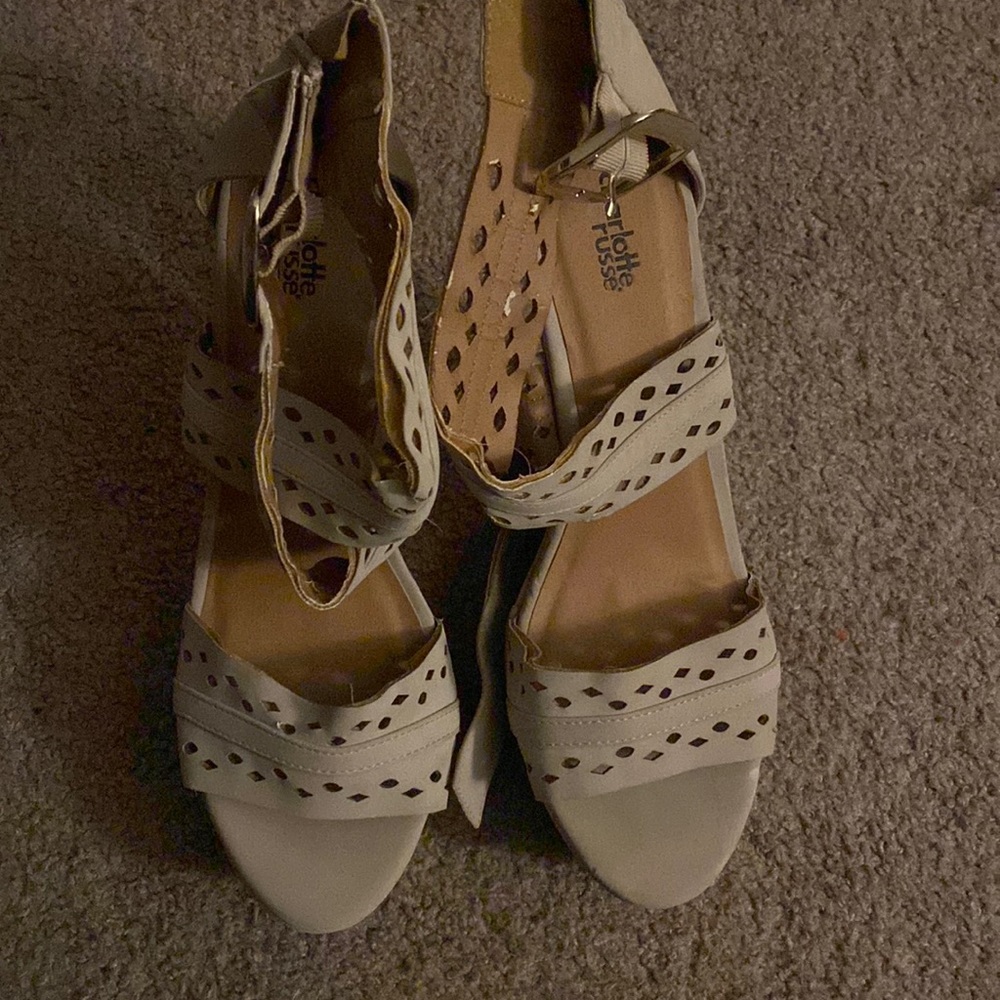 High heel sandals